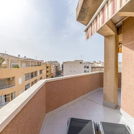 Atico Soleado Con Ubicacion Perfecta アパート