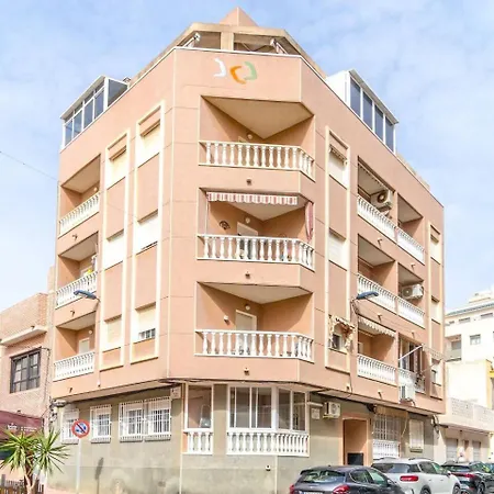 Atico Soleado Con Ubicacion Perfecta