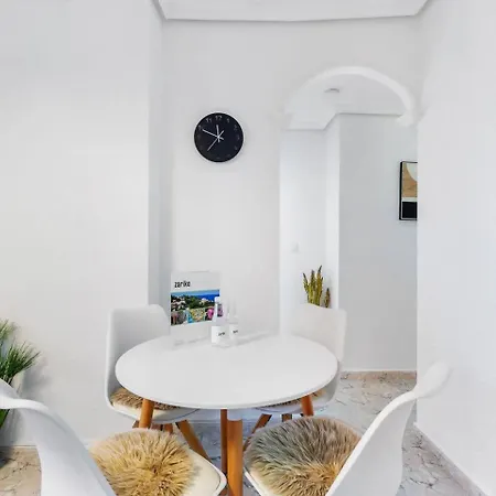 Atico Soleado Con Ubicacion Perfecta